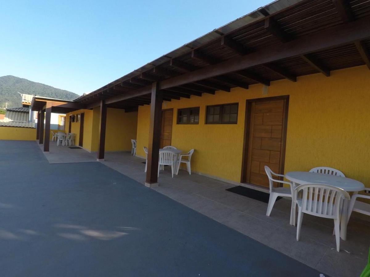 Yellow Apartment Ilhabela Exterior photo